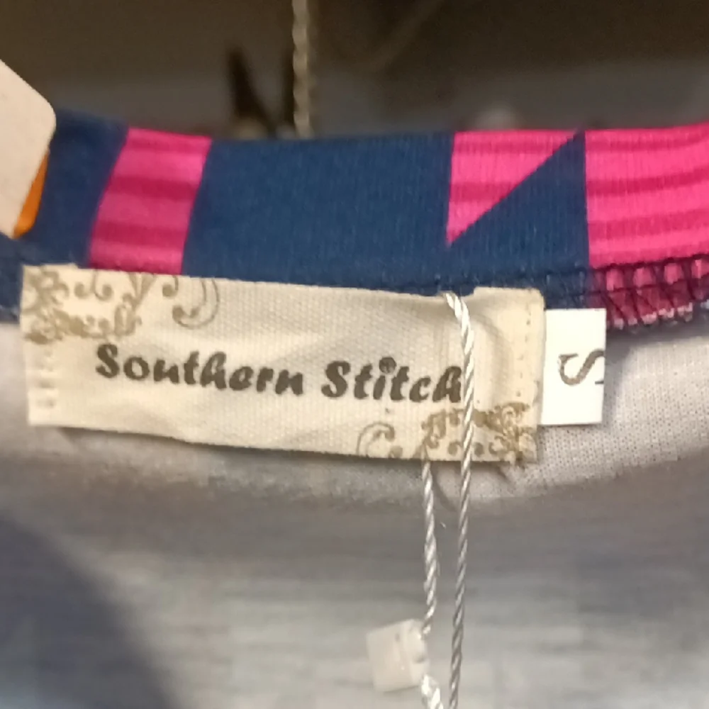 Vibrant Aztec Print Short Sleeve Top - Picture 2 of 7